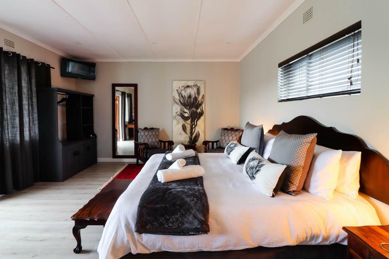 Arbour1 Guesthouse George Ngoại thất bức ảnh