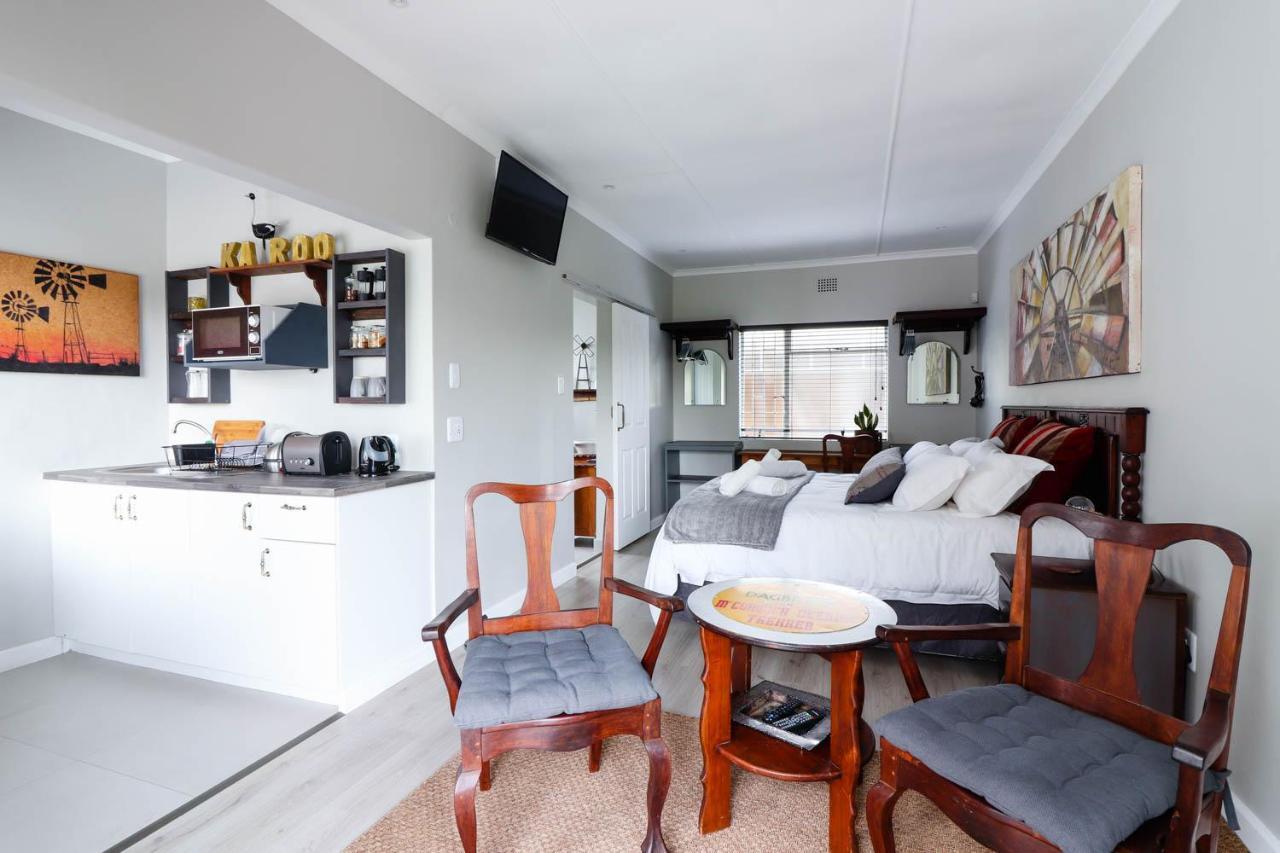 Arbour1 Guesthouse George Ngoại thất bức ảnh